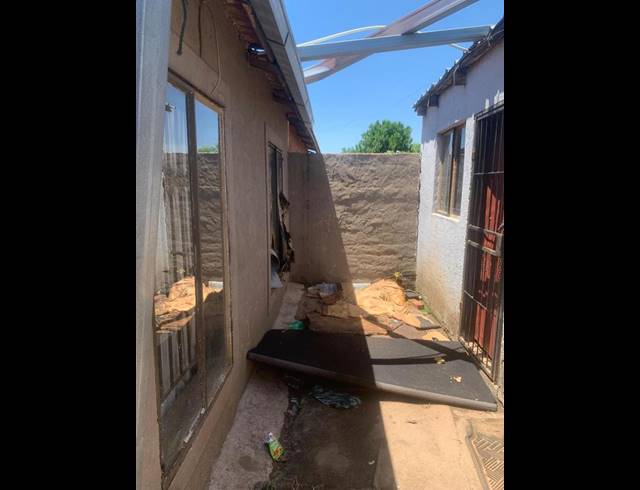 2 BEDROOM HOUSE FOR SALE IN SOSHANGUVE XX